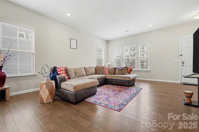 9524 Ainslie Downs Street, Charlotte, NC 28273