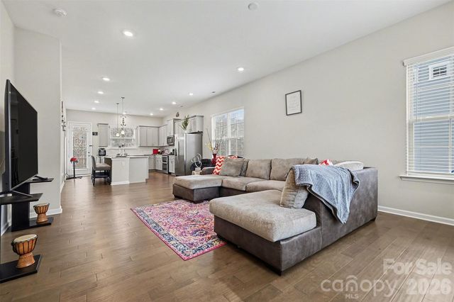 9524 Ainslie Downs Street, Charlotte, NC 28273