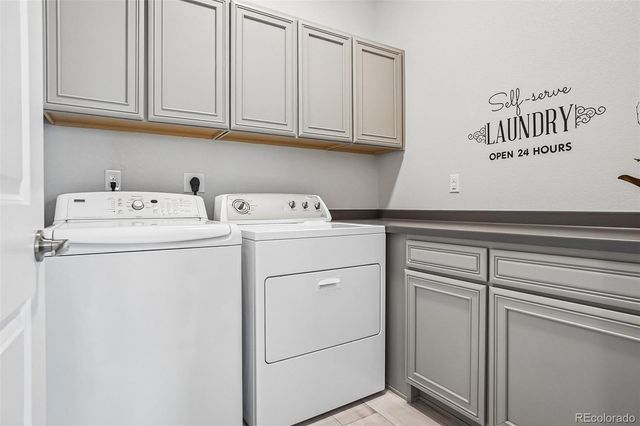8607 Holman Circle, Arvada, CO 80005