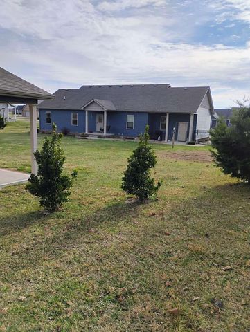 215 Cooper Drive, Brodhead, KY 40409