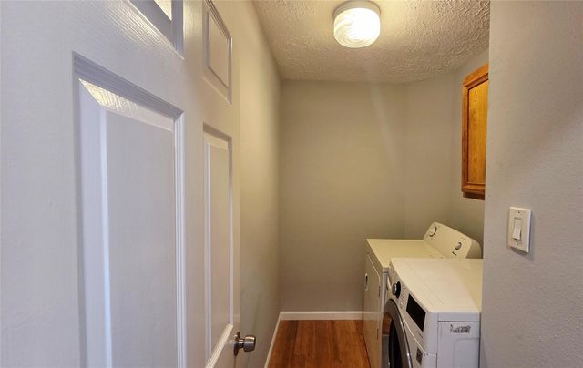 12710 Meadway Court, Houston, TX 77082