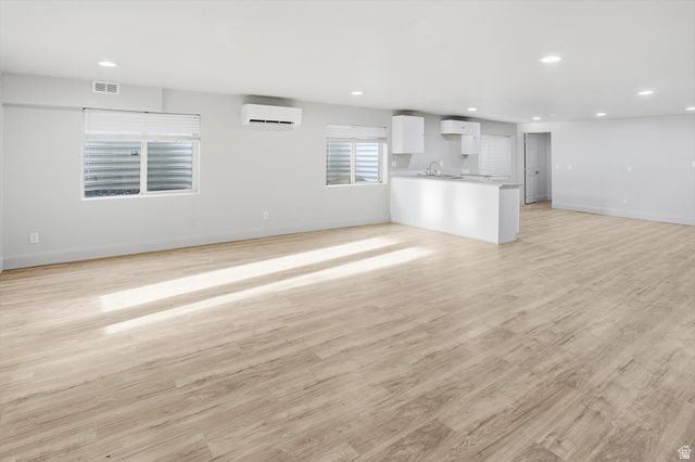 622 S WELLINGTON DR, Kaysville, UT 84037