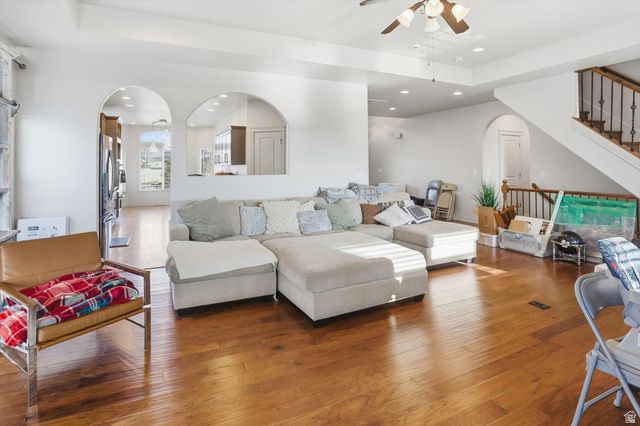 622 S WELLINGTON DR, Kaysville, UT 84037