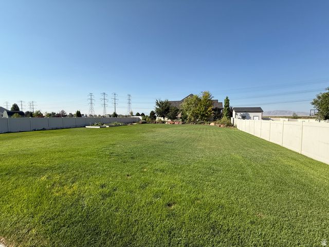 622 S WELLINGTON DR, Kaysville, UT 84037