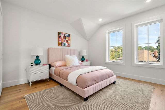 8 Elm Street 8, Newton, MA 02465