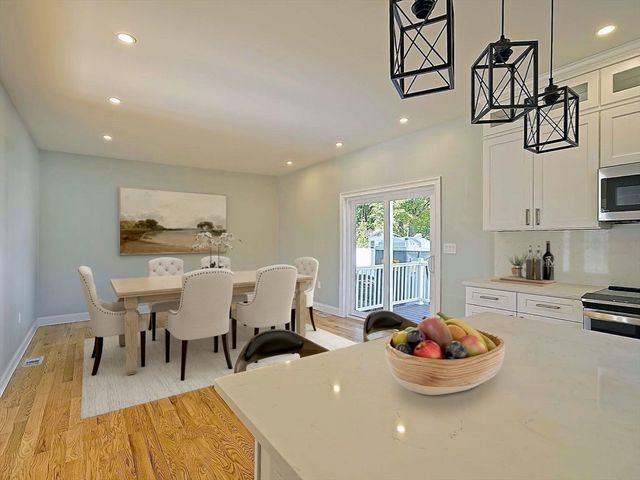 1905 River St 1905, Boston, MA 02136