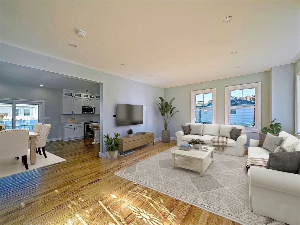 1905 River St 1905, Boston, MA 02136