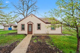 24026 Hopkins Street, Dearborn Heights, MI 48125