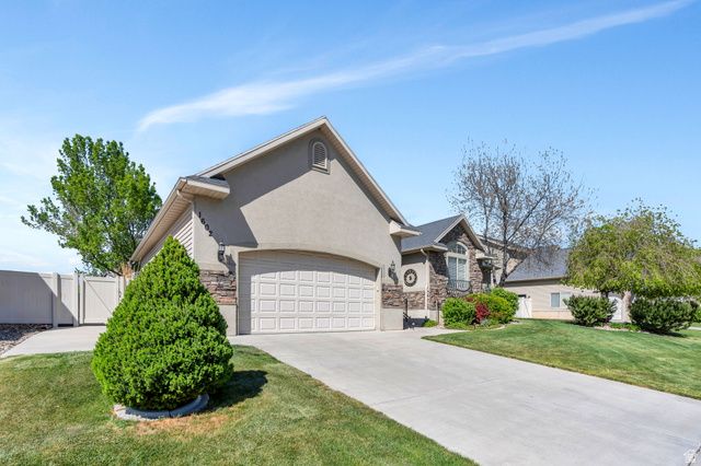 1602 W RENAISSANCE WAY, Springville, UT 84663