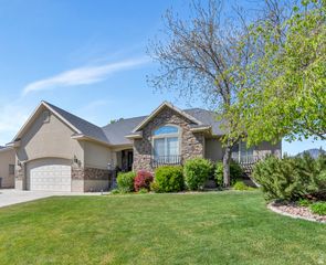1602 W RENAISSANCE WAY, Springville, UT 84663