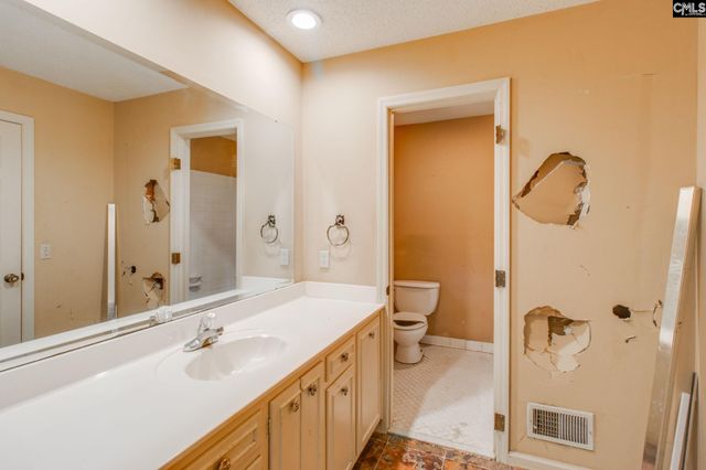 2220 Bee Ridge Road, Columbia, SC 29223