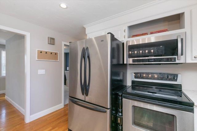 39 Norton Road, Hampton, NH 03842
