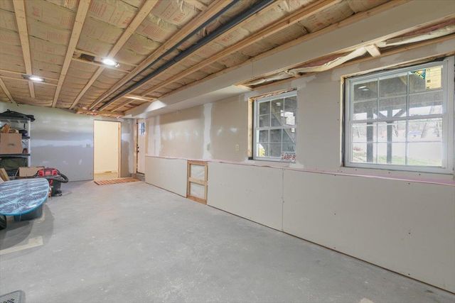 39 Norton Road, Hampton, NH 03842