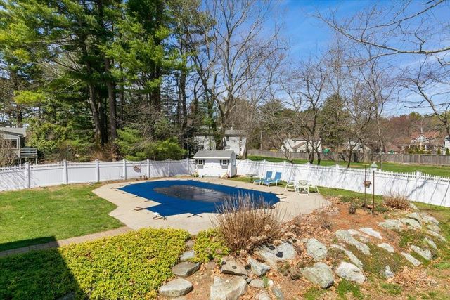 39 Norton Road, Hampton, NH 03842