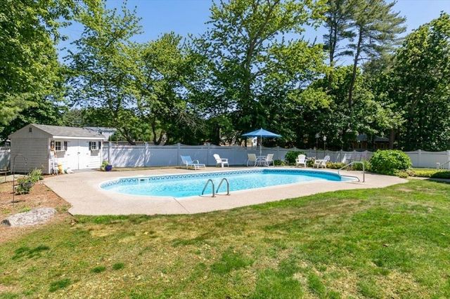 39 Norton Road, Hampton, NH 03842