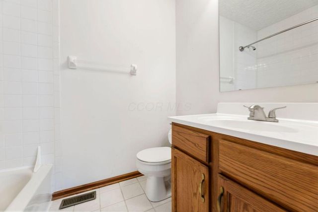 1068 Cypress Lane, 12-3, Columbus, OH 43230