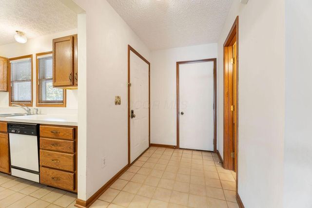 1068 Cypress Lane, 12-3, Columbus, OH 43230