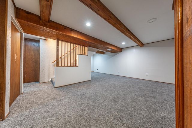 11157 Madison Street NE, Blaine, MN 55434