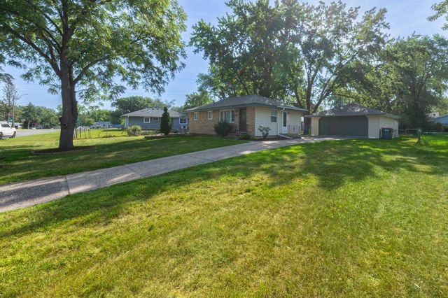 11157 Madison Street NE, Blaine, MN 55434
