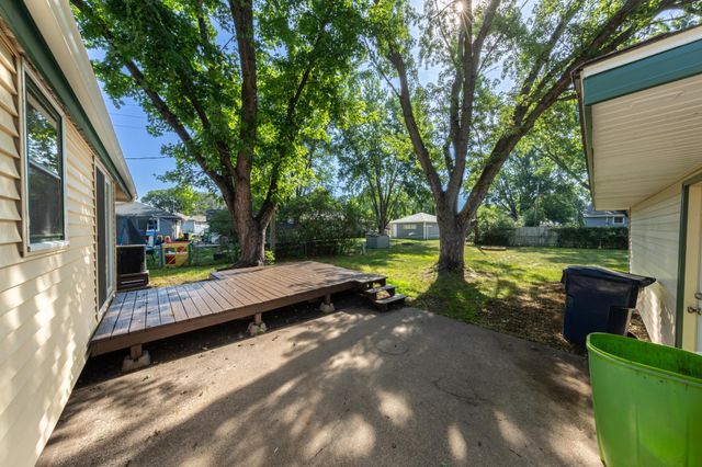 11157 Madison Street NE, Blaine, MN 55434