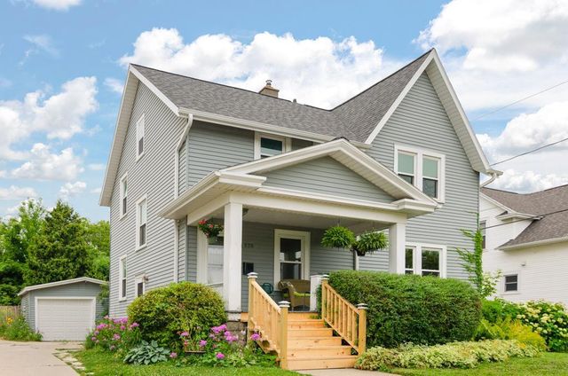920 CROOKS STREET, Green Bay, WI 54301