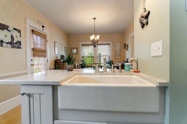 920 CROOKS STREET, Green Bay, WI 54301