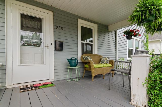 920 CROOKS STREET, Green Bay, WI 54301