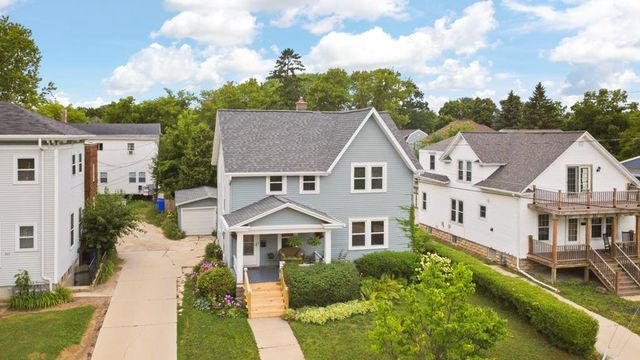 920 CROOKS STREET, Green Bay, WI 54301