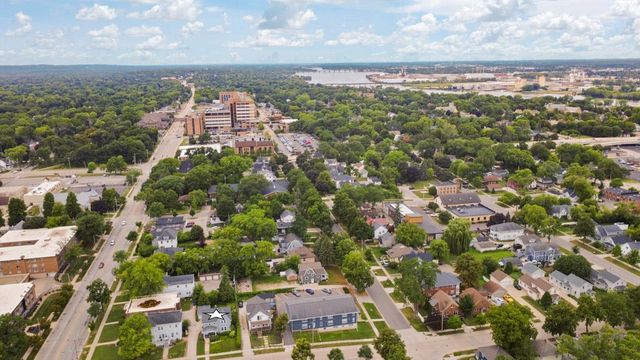 920 CROOKS STREET, Green Bay, WI 54301
