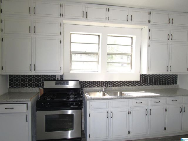 417 62ND STREET, Fairfield, AL 35064