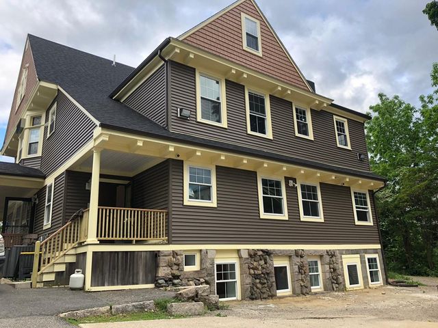 41 Arlington St 3, Brockton, MA 02301