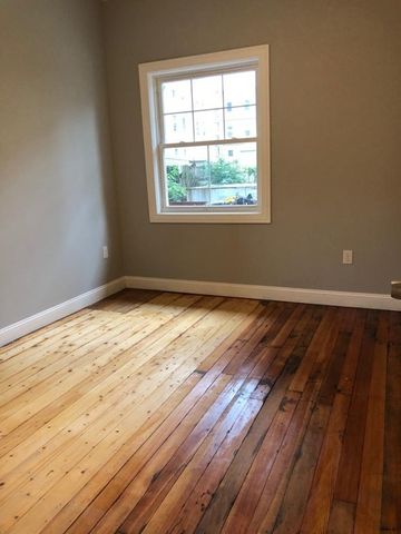 41 Arlington St 3, Brockton, MA 02301