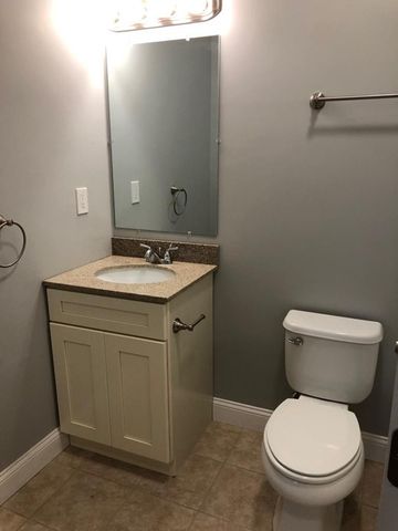 41 Arlington St 3, Brockton, MA 02301