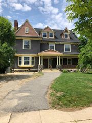 41 Arlington St 3, Brockton, MA 02301