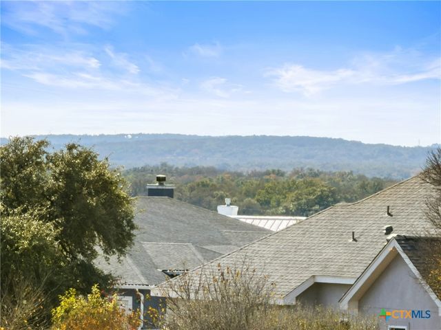 1426 Ledgebrook, Spring Branch, TX 78070