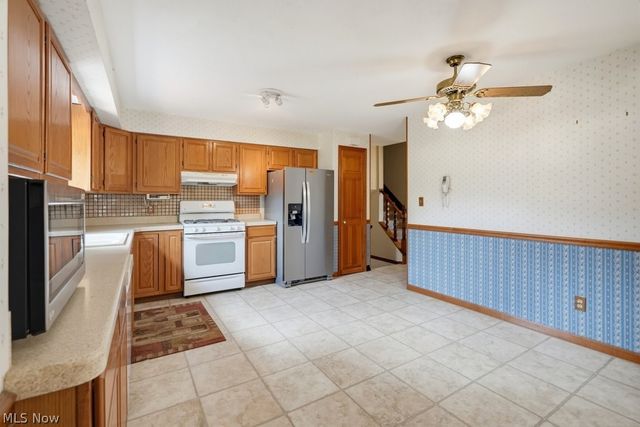 16331 Canterbury Drive, Strongsville, OH 44136