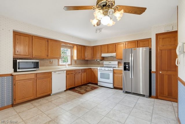 16331 Canterbury Drive, Strongsville, OH 44136