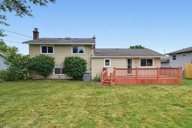 16331 Canterbury Drive, Strongsville, OH 44136