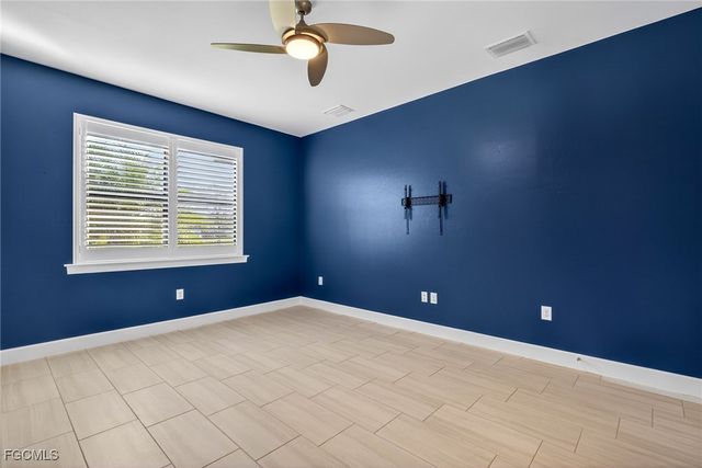 19649 Utopia LN, Estero, FL 33928