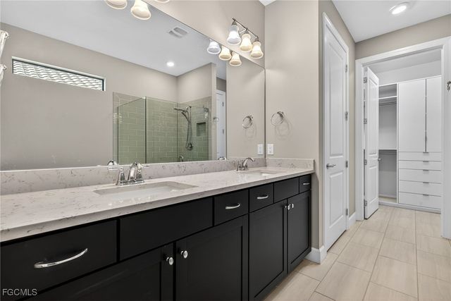19649 Utopia LN, Estero, FL 33928