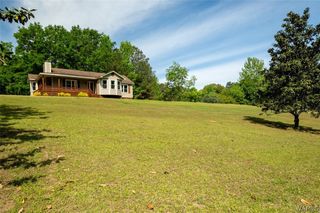 3990 Black Hawk, Bessemer, AL 35022