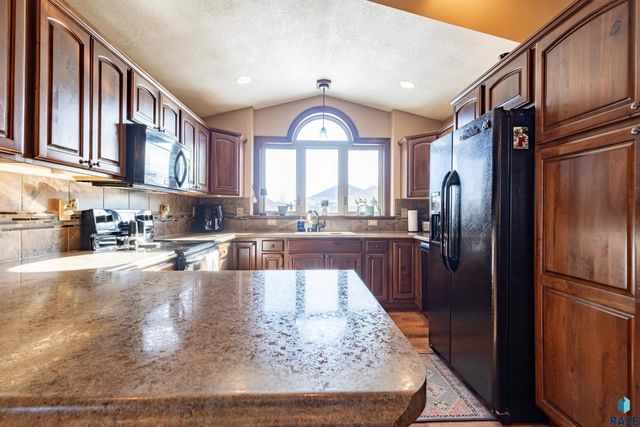 7816 W Kelsey Cir Circle, Sioux Falls, SD 57106