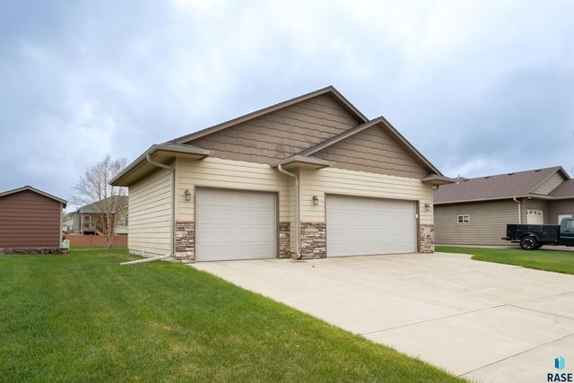 7816 W Kelsey Cir Circle, Sioux Falls, SD 57106