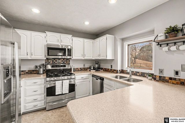 4212 Longview Street, Bellevue, NE 68123