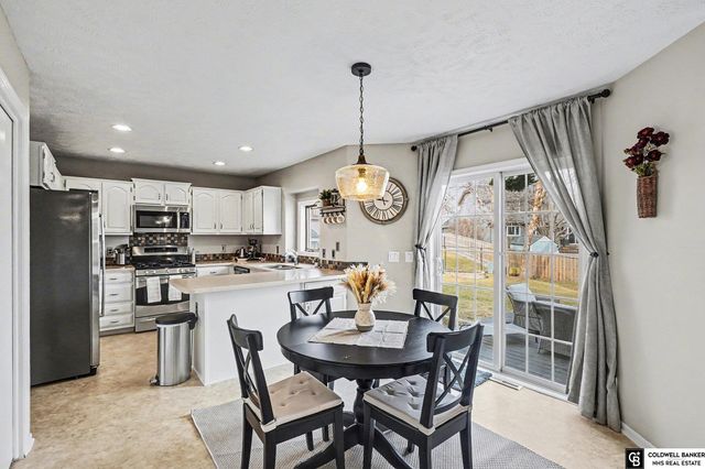 4212 Longview Street, Bellevue, NE 68123