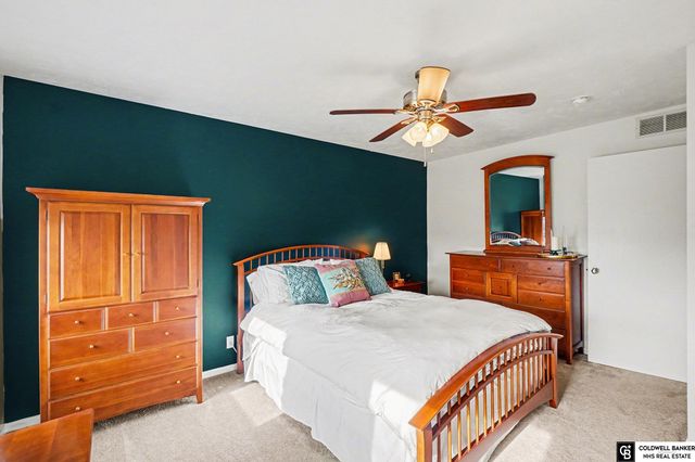 4212 Longview Street, Bellevue, NE 68123