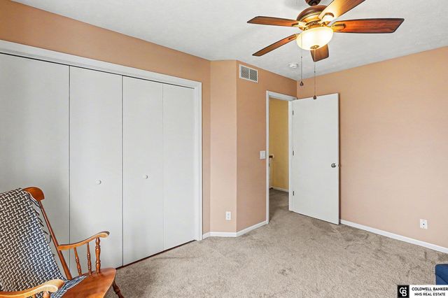 4212 Longview Street, Bellevue, NE 68123