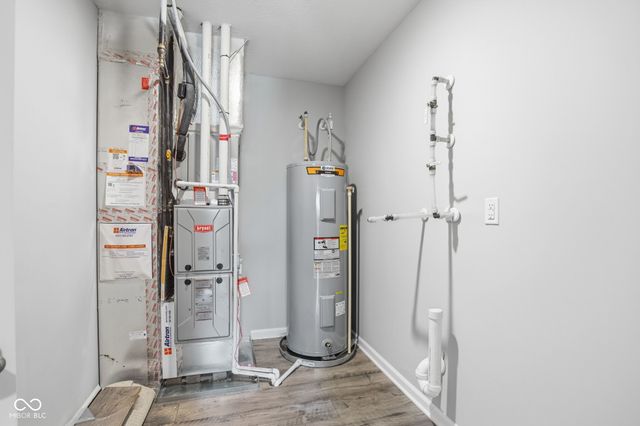 7214 Parkstay Lane, Indianapolis, IN 46113