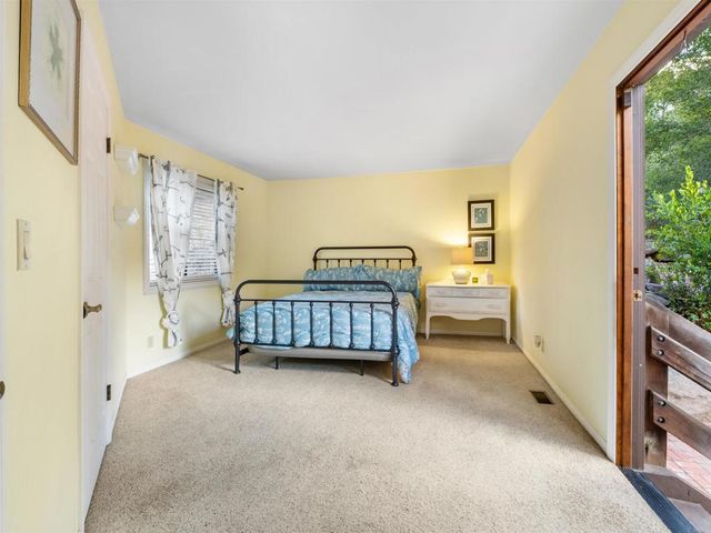 28338 Meadow Glen Way W, Escondido, CA 92026