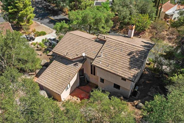 28338 Meadow Glen Way W, Escondido, CA 92026